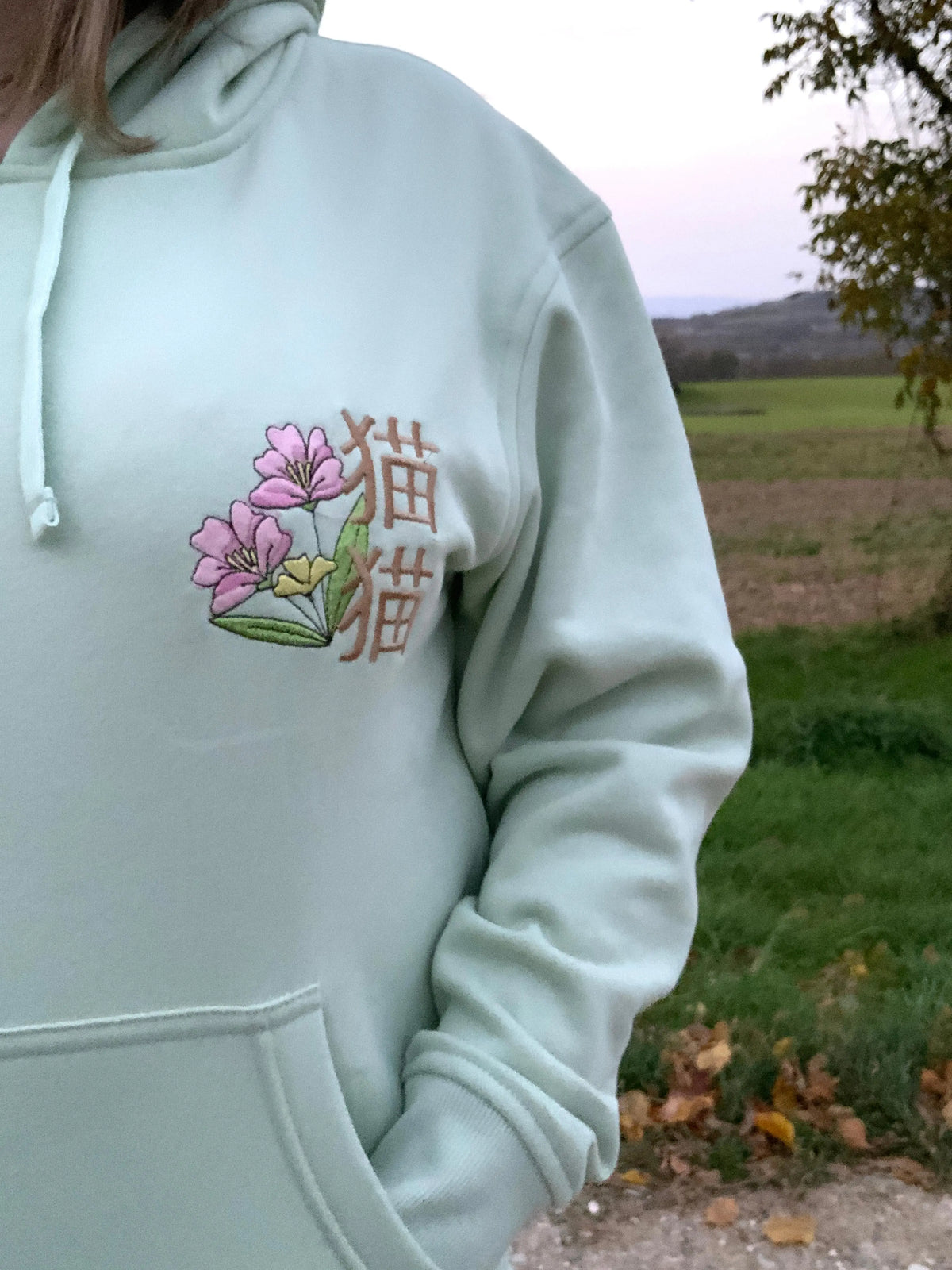 Pull sans capuche « Maomao « Les carnets de l’apothicaire Tinyneko.fr