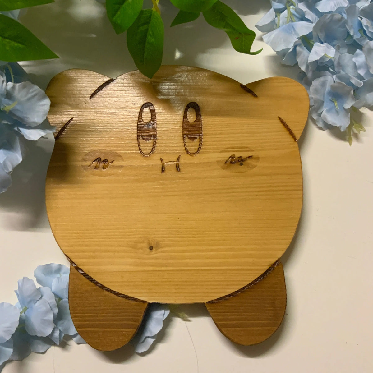Planche à découper « Kirby » Tinyneko.fr