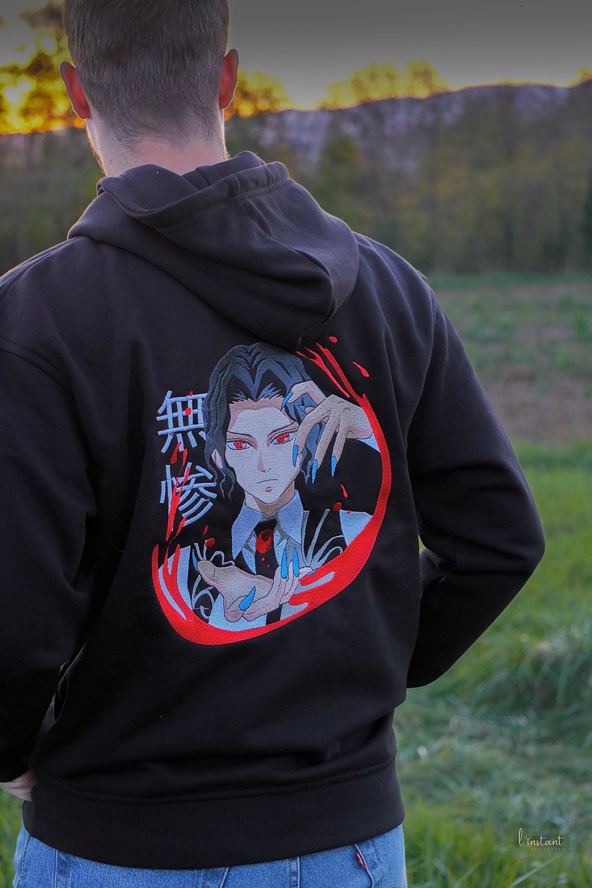 Sweat à capuche brodé « Muzan « Demon slayer Tinyneko.fr