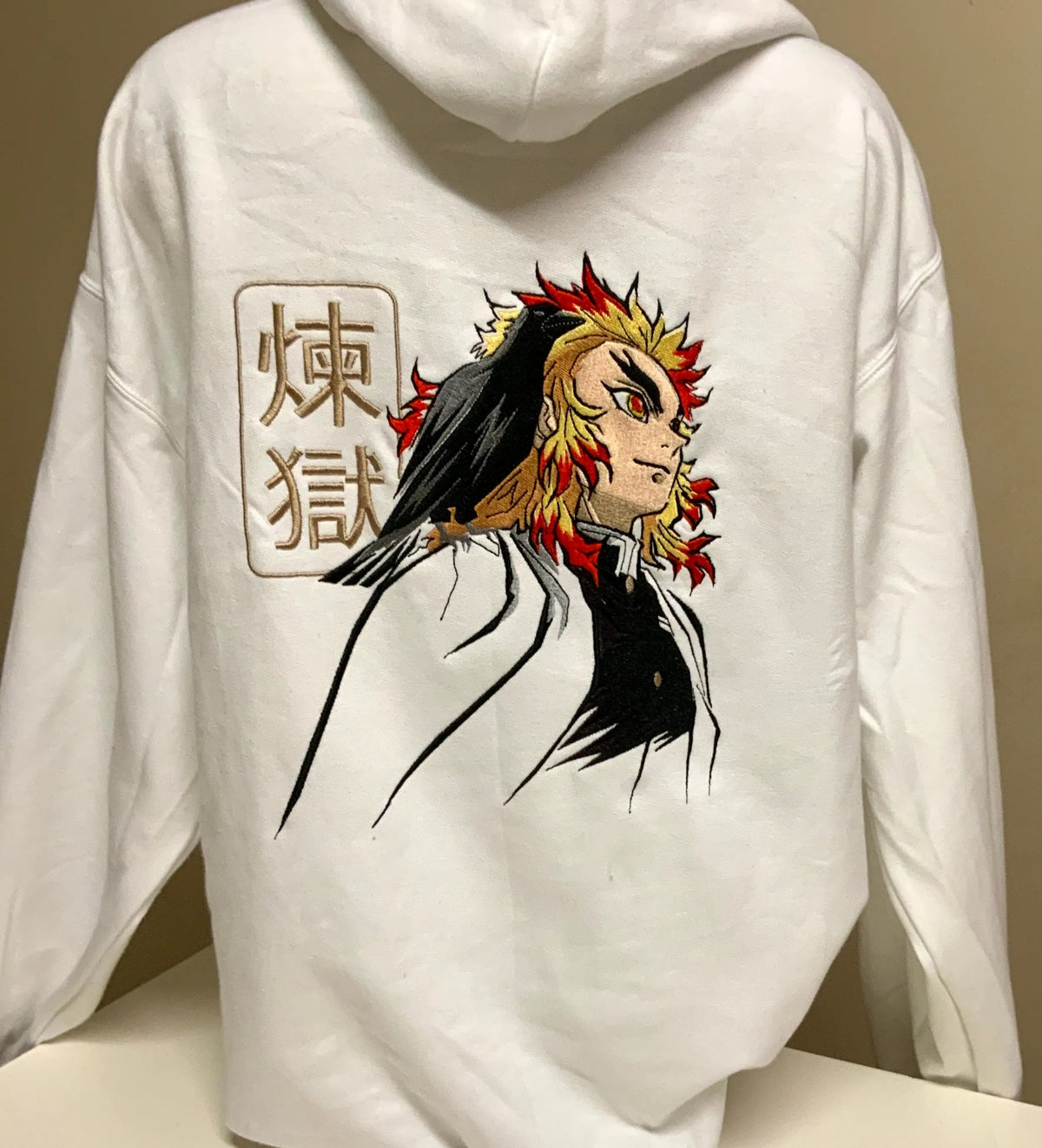 Sweat à capuche brodé « Rengoku « Demon slayer Tinyneko.fr