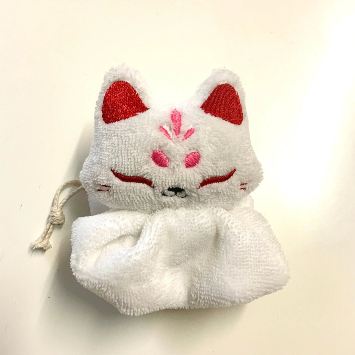Fleur de douche kitsune micro éponge bambou Tinyneko.fr