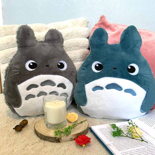 Coussin-totoro-brode