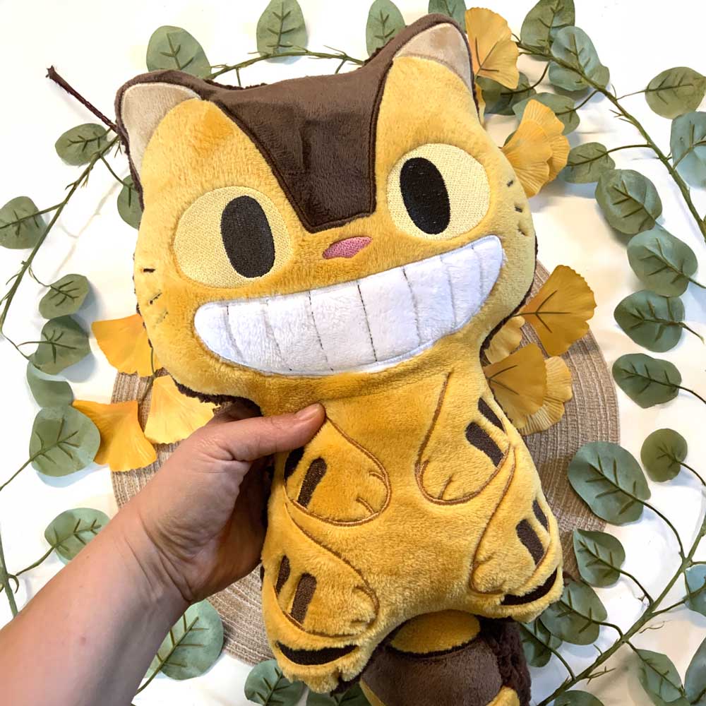 Coussin kawaii brodé Chatbus "Mon voisin Totoro"